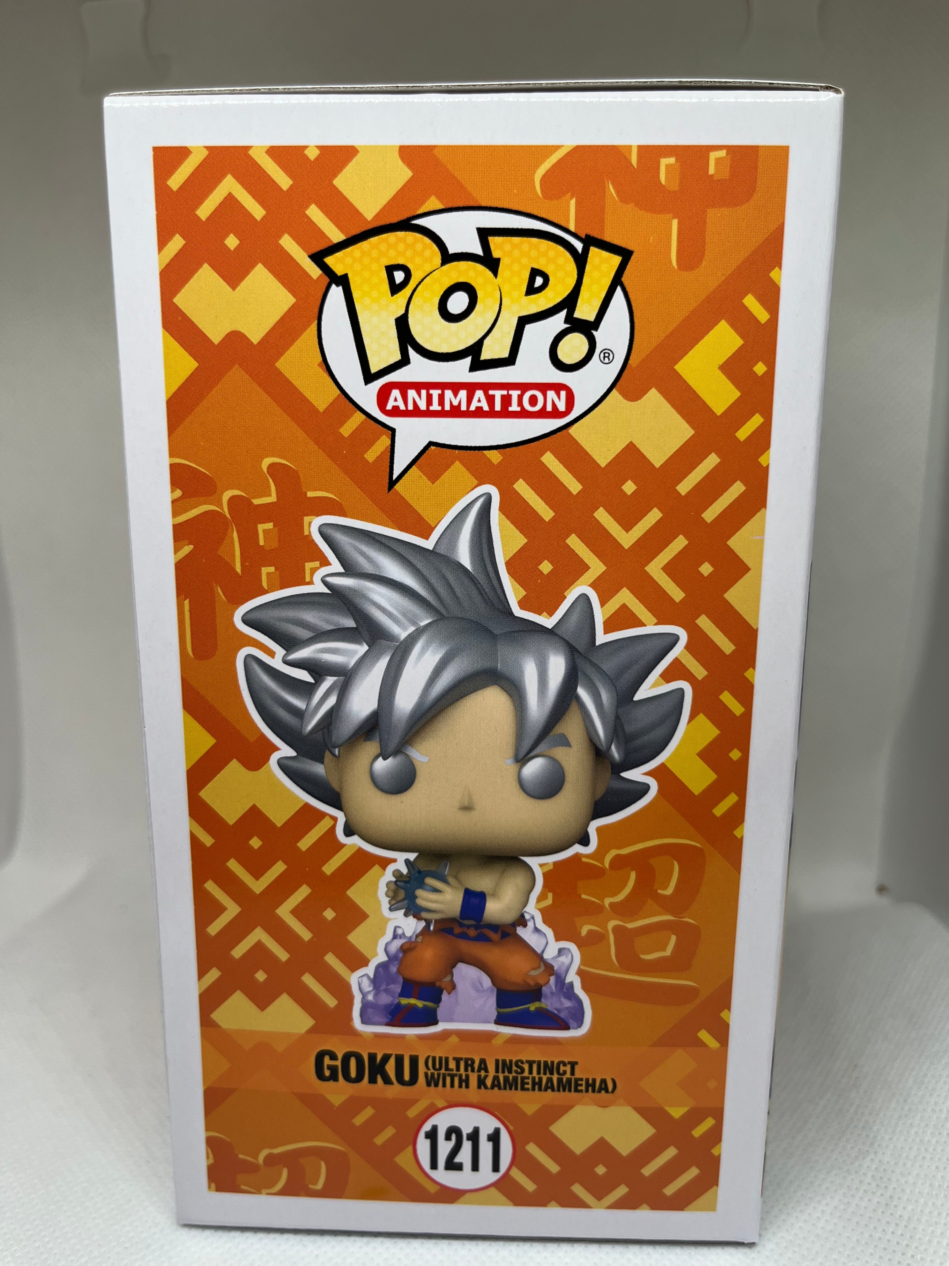 Funko Pop! Vinyl: DragonBall Super-Goku Ultra Instinct with Kamehameha (Shared Fall Sticker) 1211